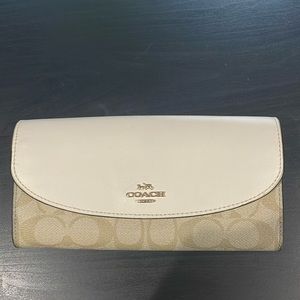 Coach wallet